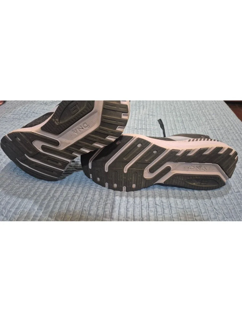 Brooks Launch GTS 9 Women's Size 10 Road Running Shoes